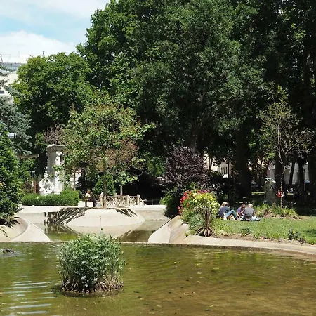 City Break De Balzac Casa de Férias
